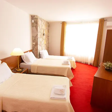 Chateau Linza ホテル 4*