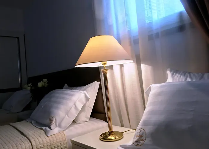 ホテル Chateau Linza 4*