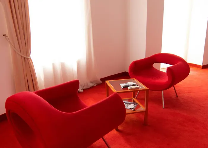 ホテル Chateau Linza 4*