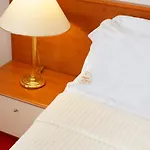 Hotel Chateau Linza Shkoze (Tirana)