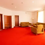 Hotel Chateau Linza 4*