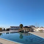 Chateau Linza Hotel Shkoze (Tirana)