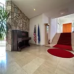 Hotel Chateau Linza