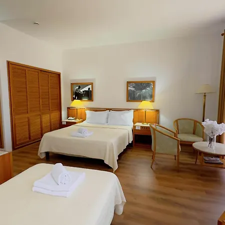 Chateau Linza 4*