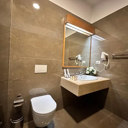 Hotel Chateau Linza 4*