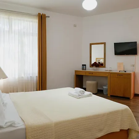 Chateau Linza 4*