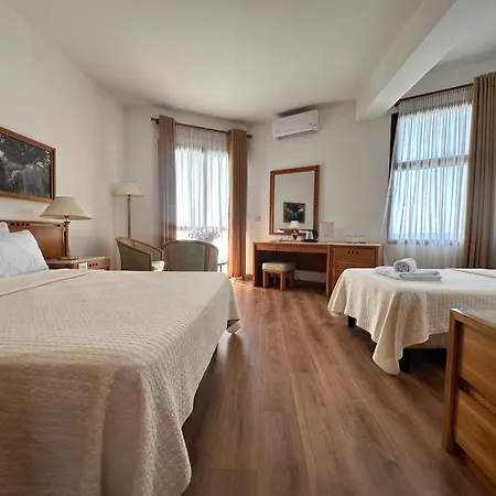 Hotel Chateau Linza 4*