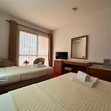 Chateau Linza 4*
