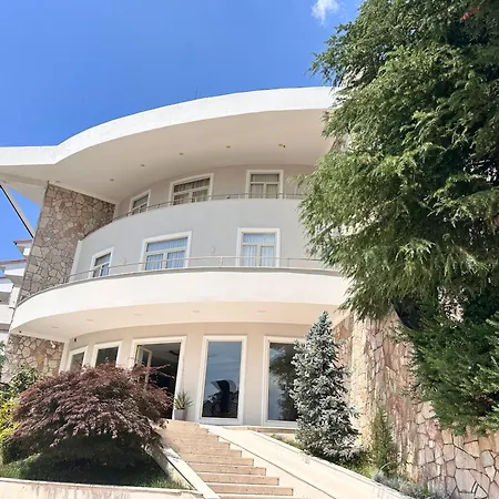 Chateau Linza 4* Shkoze (Tirana)