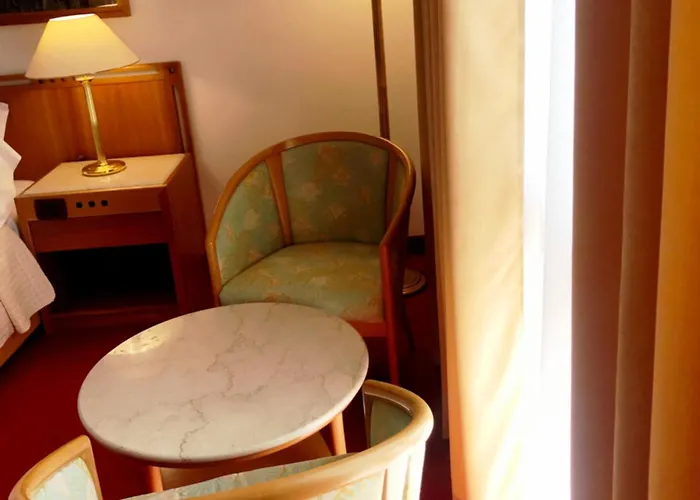 Hotel Chateau Linza Shkoze (Tirana)