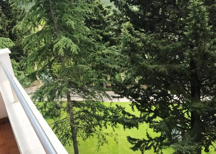 Chateau Linza Hotel 4*